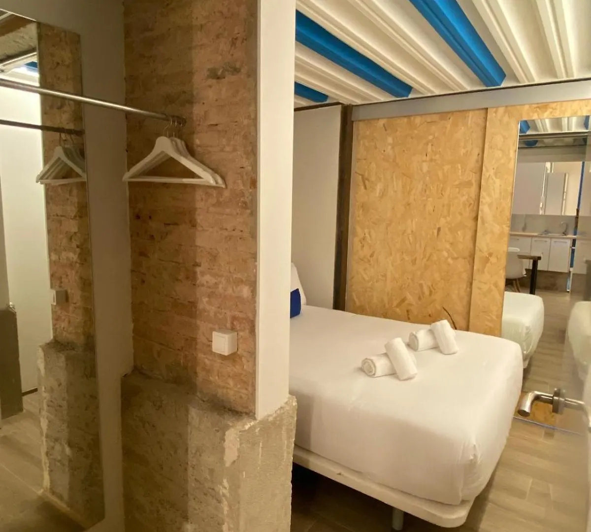 Happy People Sagrada Familia Apartments Barcelona