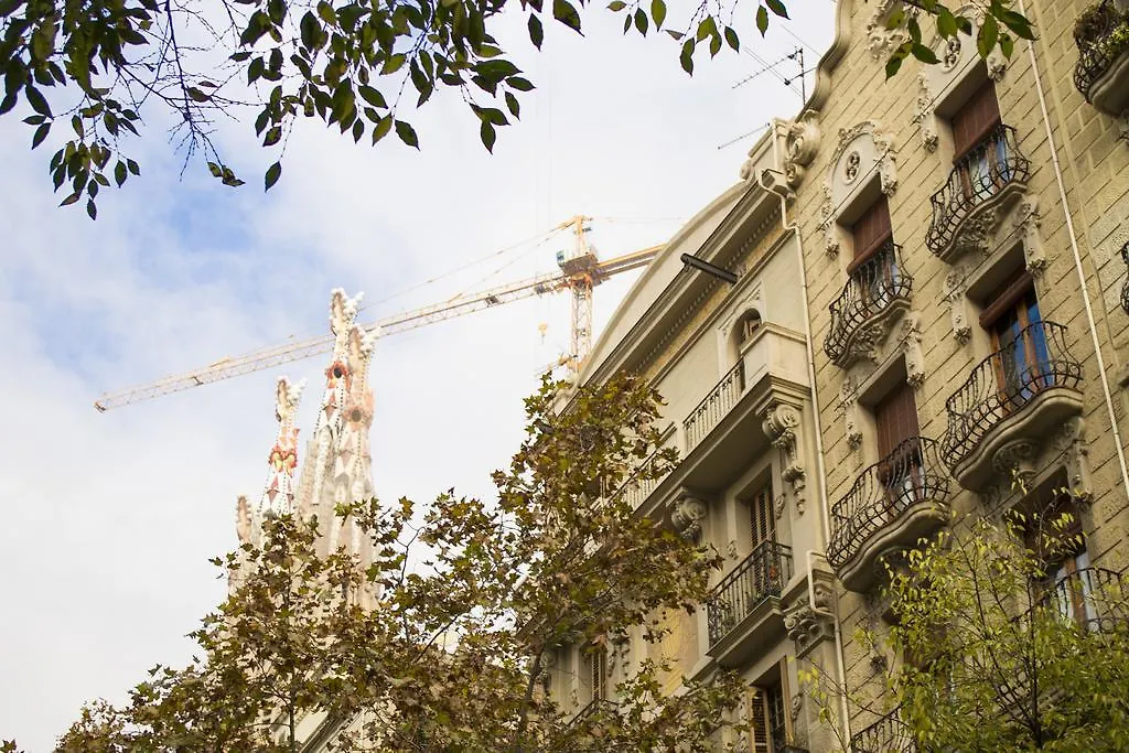 Happy People Sagrada Familia Apartments Barcelona 0*,  España