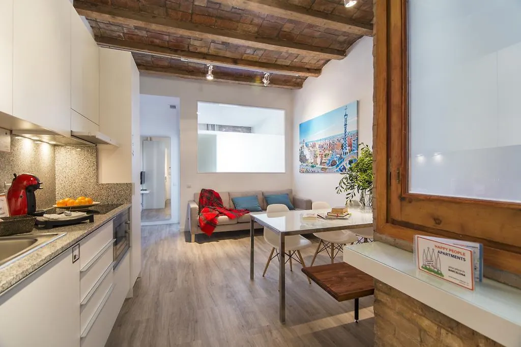 Happy People Sagrada Familia Apartments Barcelona